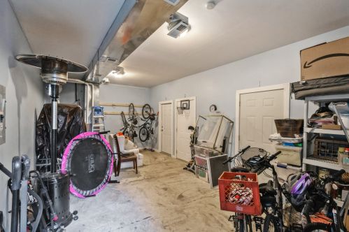 2146 Addison St, Chicago IL  60618-6172 exterior