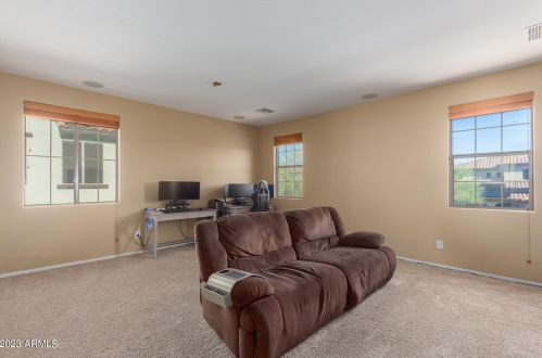 42908 46th Ave, Phoenix AZ  85087-5973 exterior