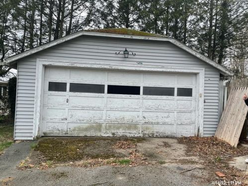 530 Summer St, Woonsocket RI 02895-1160 exterior