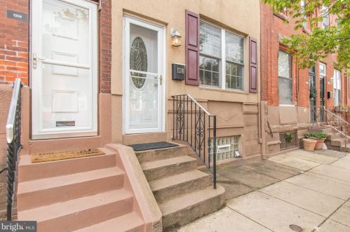 1310 Mckean St, Philadelphia, PA 19148-2228