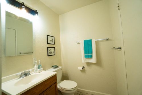 2067 Evelyn Ave, San Jose CA 95122-1611 exterior