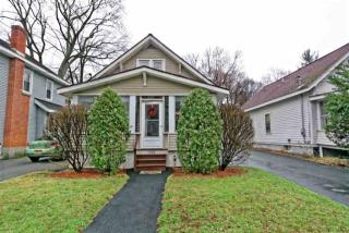 1092 Palmer Ave, Schenectady NY  12309-5811 exterior