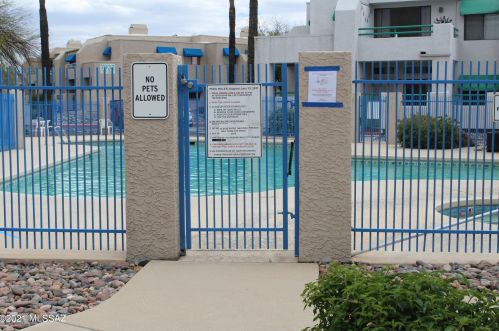 7945 Colette Cir, Tucson AZ  85710-2488 exterior