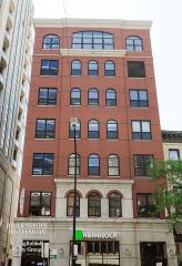 742 La Salle Dr, Chicago, IL 60654-8765