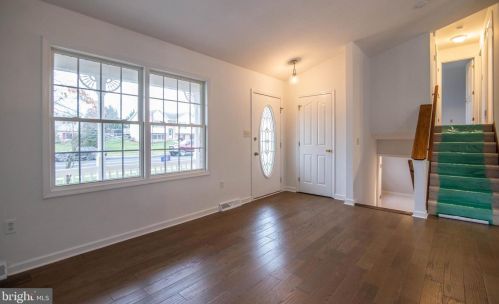 325 Columbus Ave, Littlestown PA 17340-1533 exterior