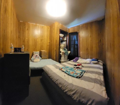 1738 34, Milwaukee WI 53215-2301 exterior