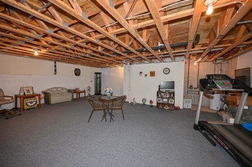 3743 Loomis Rd, Milwaukee WI 53221-1054 exterior