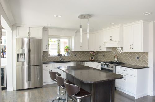 4826 Nashville Ave, Chicago IL 60656-4007 exterior