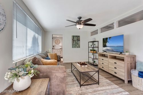 8257 Beverly St, Tucson AZ  85710-5931 exterior