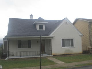 405 Ward St, Scranton, PA 18512-2425