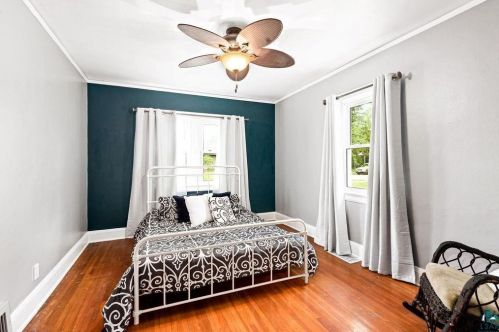 4425 Dodge St, Duluth MN 55804-1513 exterior