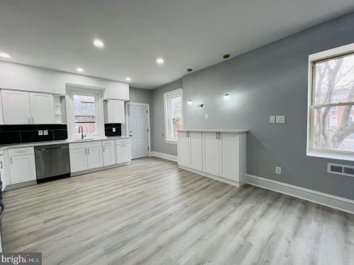 551 Gilham St, Philadelphia PA  19111-5230 exterior