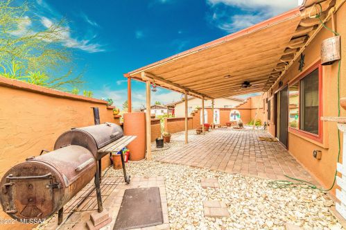 616 Fremont Cir, Green Valley AZ 85614-1940 exterior