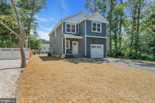 393 Hoover Ave, Berkeley Township NJ 08721-2866 exterior