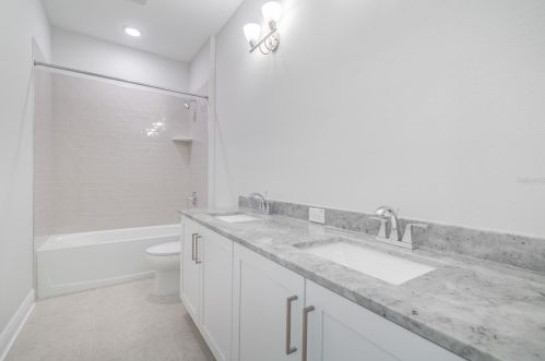 802 Alfred St, Tampa FL 33603-5405 exterior