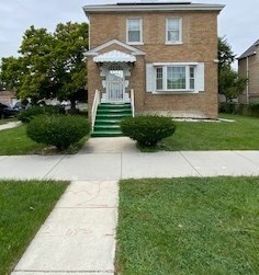 4758 Hamlin Ave, Chicago, IL 60625-5705
