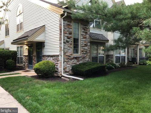 215 Foxmeadow Dr, Limerick, PA 19468-1503