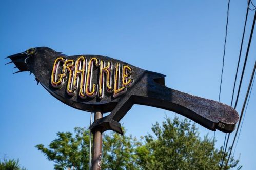 1008 8th St, Austin TX 78702 exterior