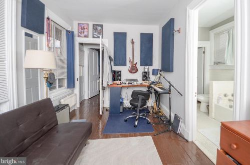 113 Walnut St, Lancaster PA 17602-2451 exterior