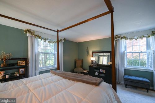 918 Church St, Limerick PA 19468-2123 exterior