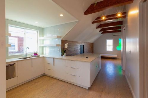 119 4th St, Providence, RI 02906-2803