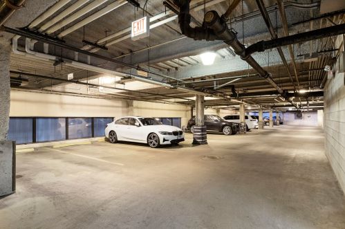 2045 Concord Pl, Chicago IL 60647-5628 exterior