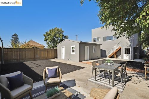 2238 Russell St, Berkeley CA 94705-2333 exterior