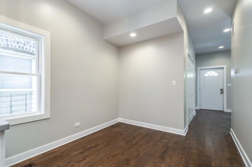 529 46 St, Chicago IL 60653-4501 exterior