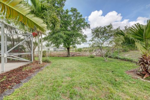 174 Dalton Cir, Fort Pierce FL 34953-5847 exterior