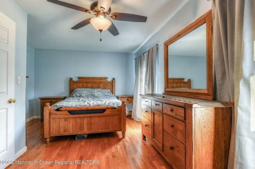 26 Laurelton Ave, Jackson Twp NJ  08527-2437 exterior