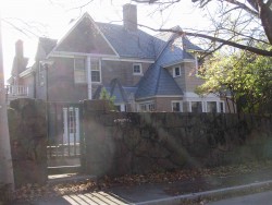 52 Cabot St, Newton, MA 02458-2500