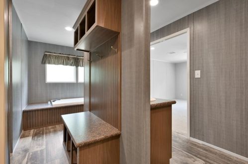 83 Booker Rd, Huntsville TX 77320-1945 exterior