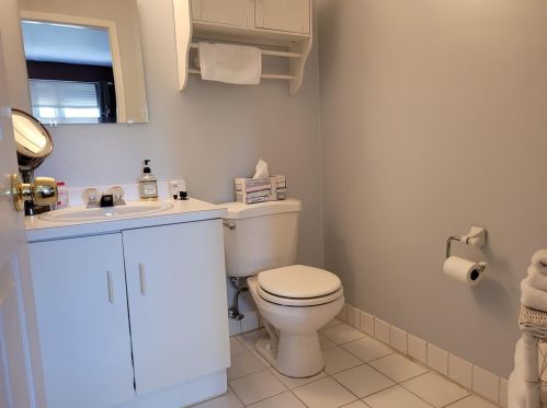 15 Lapis Cir, Town Center NJ 07052-2160 exterior