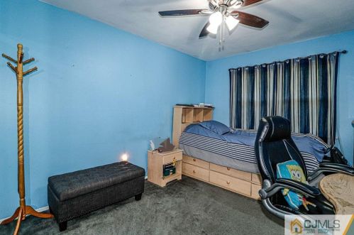 199 Evergreen Rd, Edison NJ 08837-2453 exterior