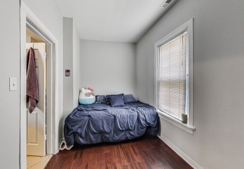 2947 Avers Ave, Chicago IL 60623-4543 exterior