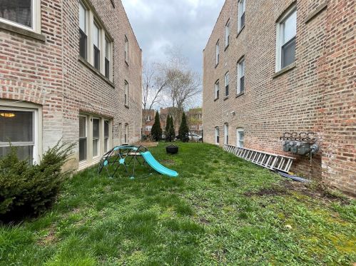 5006 Lawndale Ave, Chicago IL  60625-5518 exterior