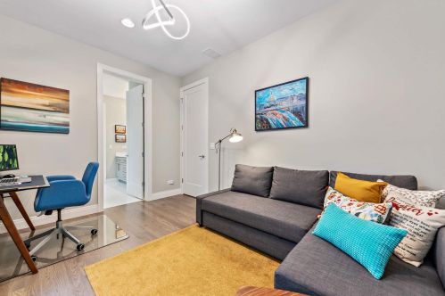 4952 Champlain Ave, Chicago IL 60615-2509 exterior