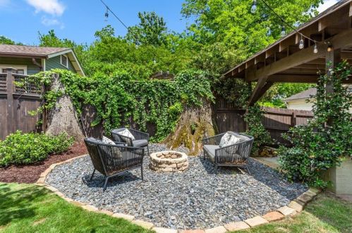 1287 Mclendon Ave, Atlanta GA 30307-2047 exterior