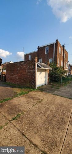 601 Magee Ave, Philadelphia PA  19111-4715 exterior