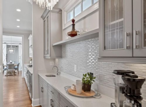 2517 Ellijay Dr, Atlanta GA  30319-3472 exterior