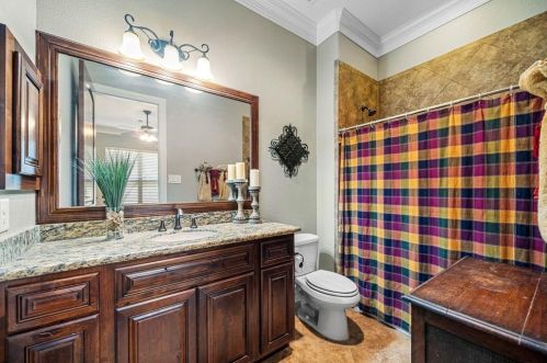 5402 Westerdale Dr, Fulshear TX 77441-4210 exterior