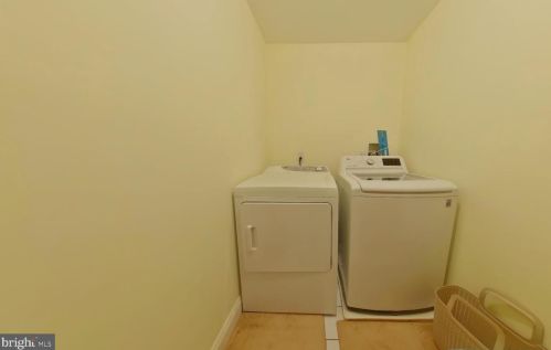 2039 Federal St, Philadelphia PA 19146-2829 exterior