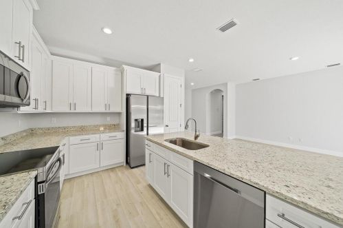 1913 Beauregard St, Fort Pierce FL  34953-1752 exterior