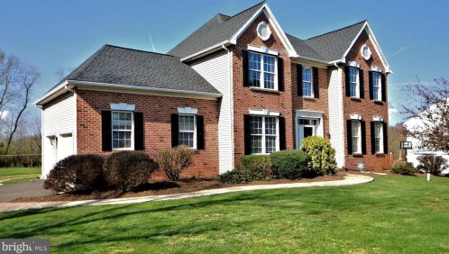 215 Old Mill Rd, Limerick, PA 19468-2716