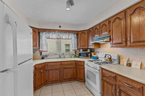 225 Langdon St, Providence RI 02904-1108 exterior