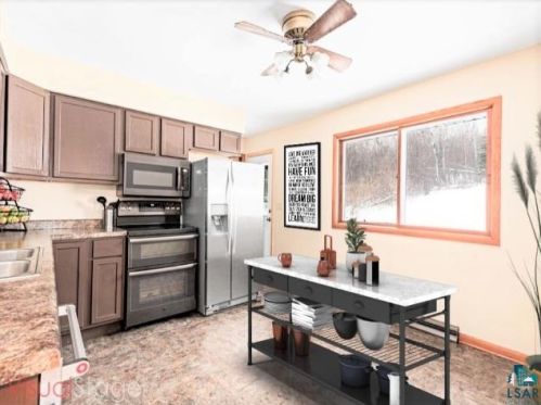 2611 Jean Duluth Rd, Duluth MN 55804-2620 exterior