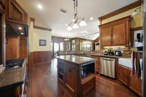 9 La Costa Dr, Montgomery TX 77356-5357 exterior