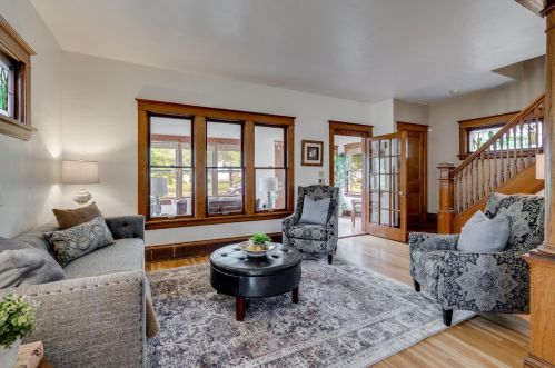 1299 Blair Ave, Saint Paul MN 55104-2008 exterior