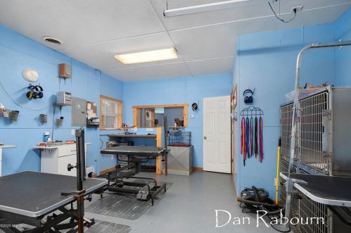 1662 136th St, Grant MI 49327-9643 exterior