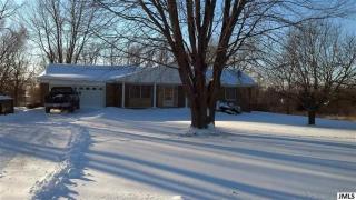 8469 Gibbs Rd, Springport, MI 49284-9703